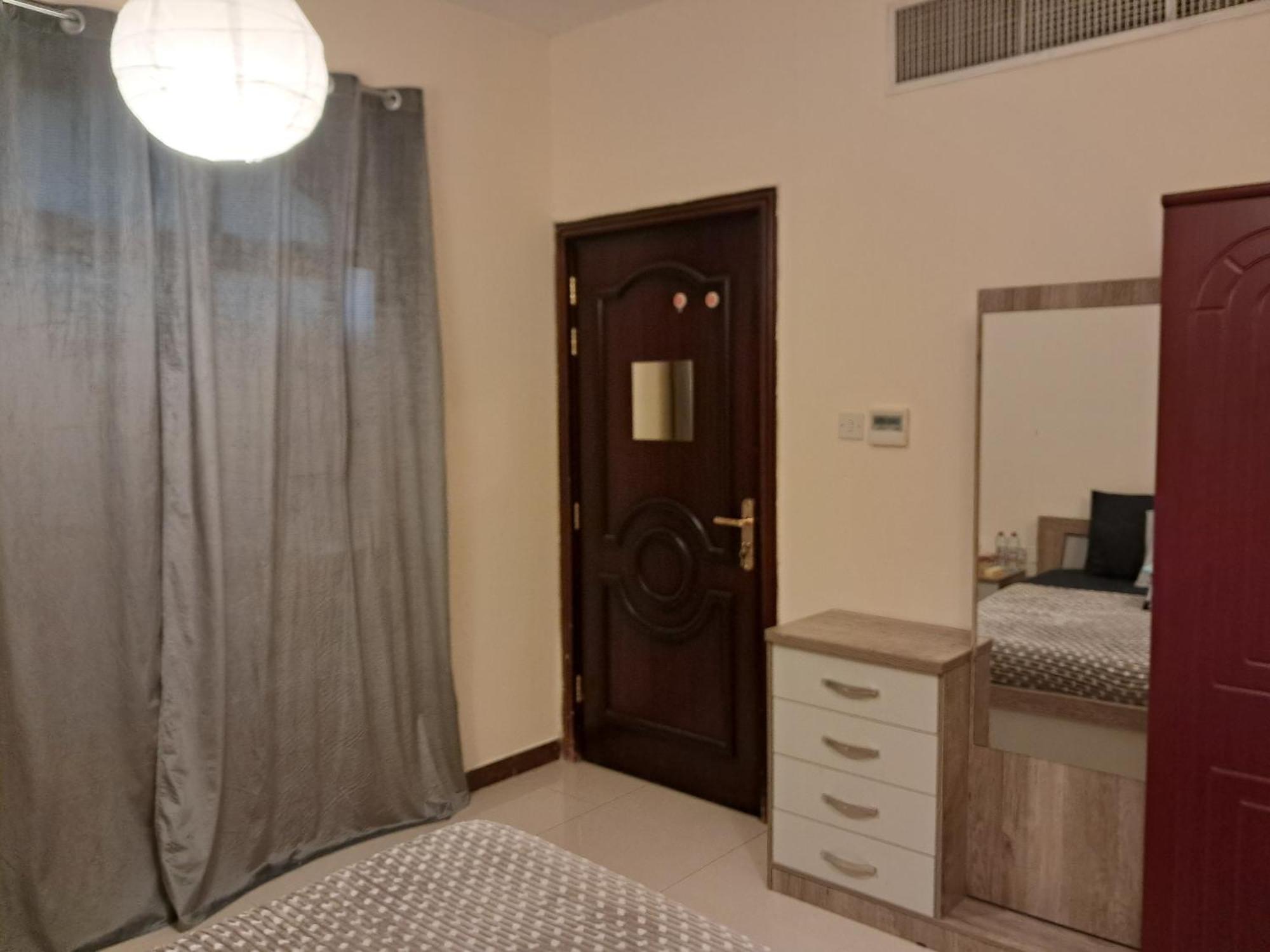 House Zayed Airport Homestay *