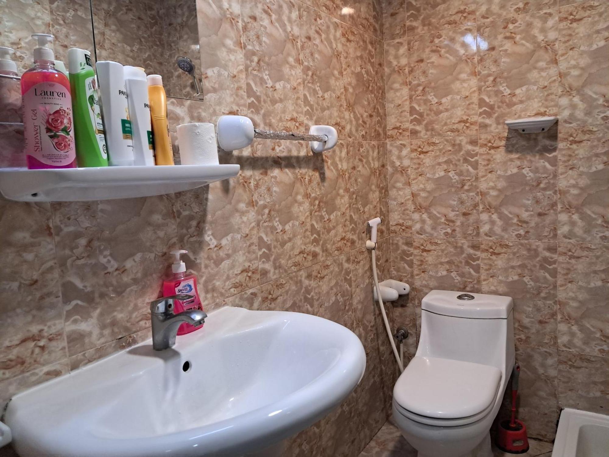House Zayed Airport Homestay Abu Dhabi